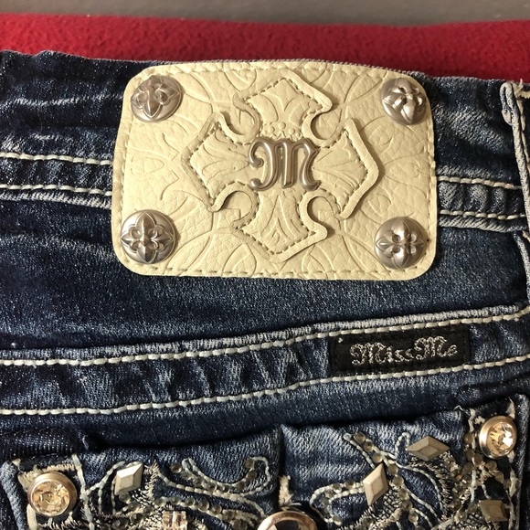 Miss Me Straight Leg Jean - Picture 4 of 9